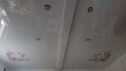 Балка на потолке из натяжного полотна