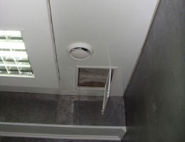 Вентиляционная решетка в натяжном потолке