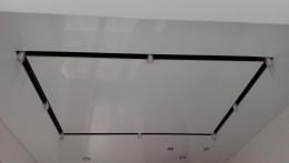 Светильники встроенные в натяжной потолок